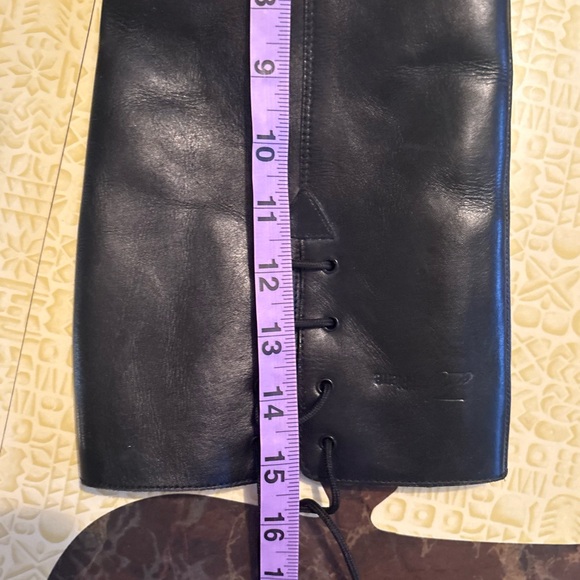 Vintage Black Leather Boots - Picture 11 of 11
